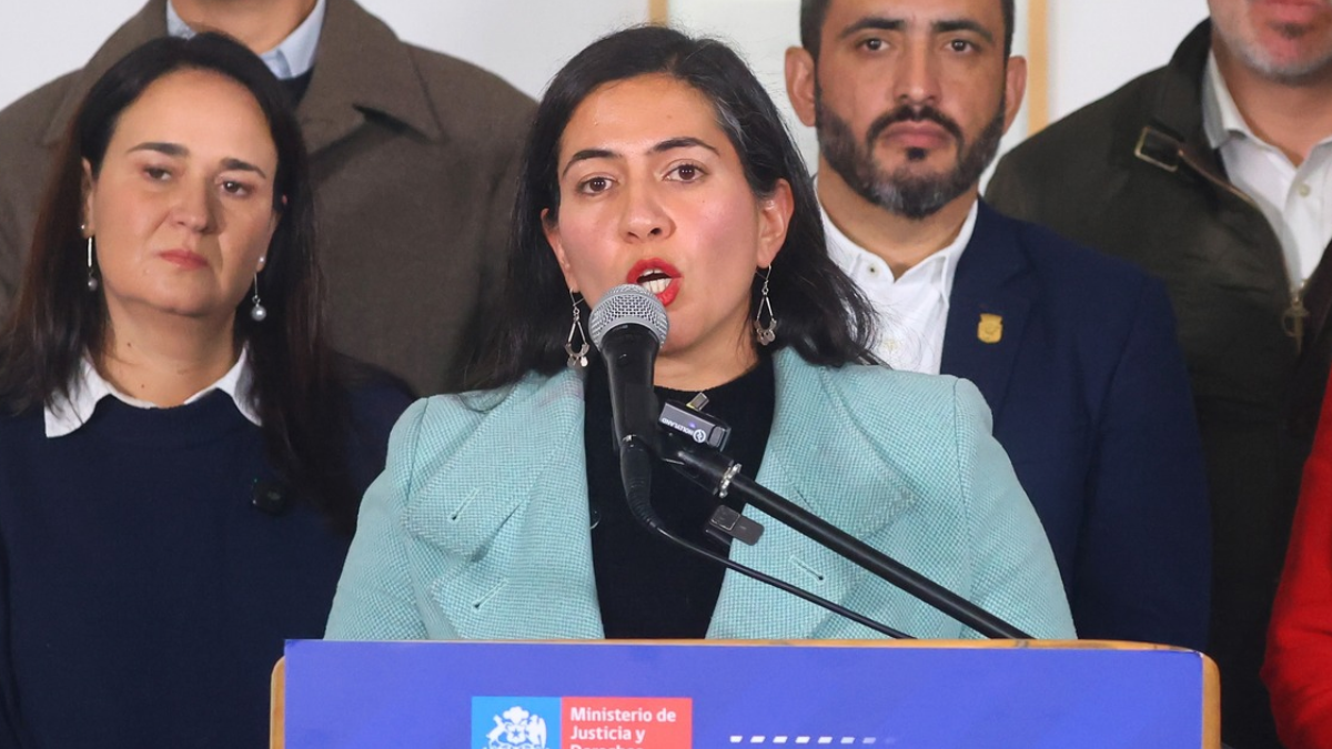Alcaldesa Delfino: El Gobierno de Kast divide el debate en seguridad en lugar de unir al país